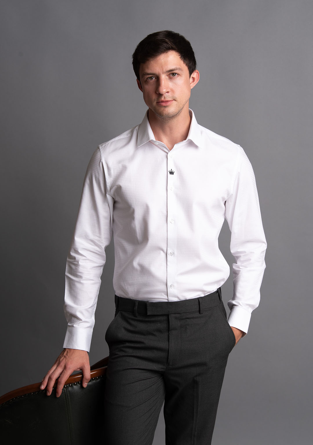 Buy online Mens Self Design Formal Shirt from shirts for Men by V-mart for  ₹429 at 10% off | 2024 Limeroad.com