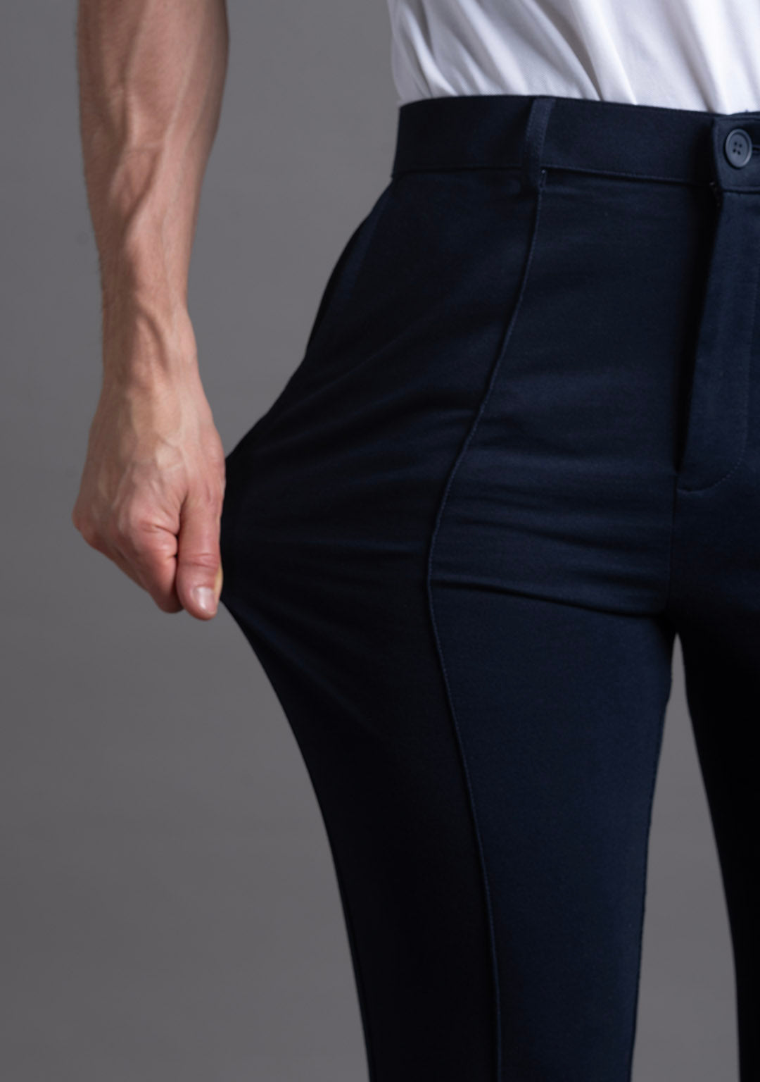 Transit Pants in Dark Navy