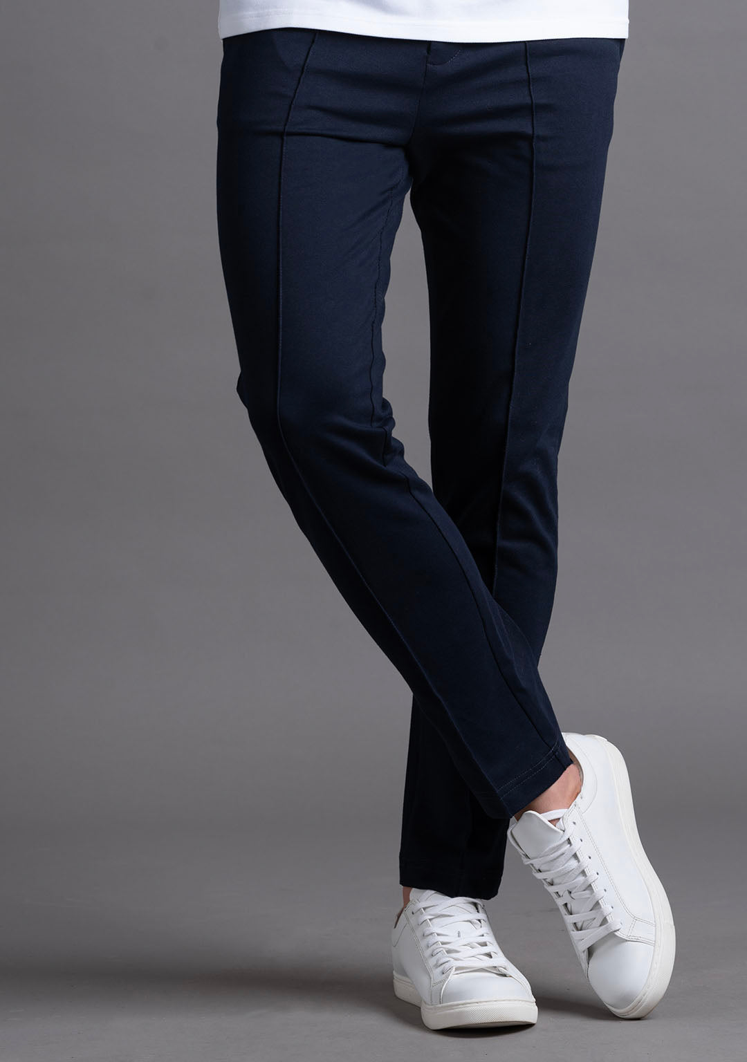 Transit Pants in Dark Navy