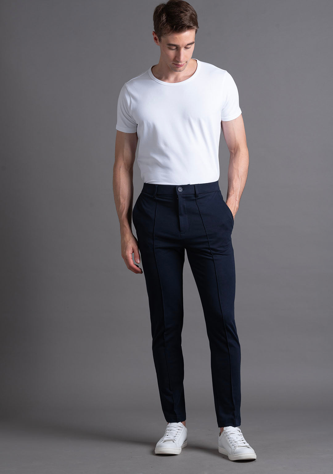 Transit Pants in Dark Navy