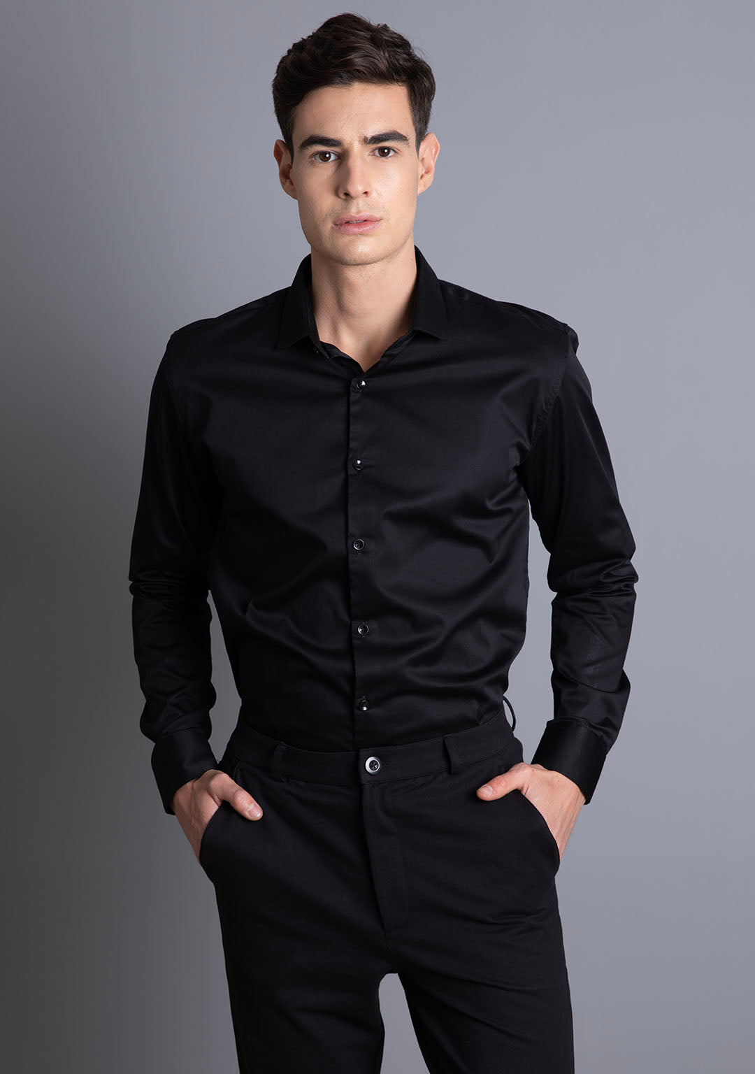 Buy Raymond Men Black Slim Fit Checks Polyester Blend Trouser | Raymond  Trouser online | Black