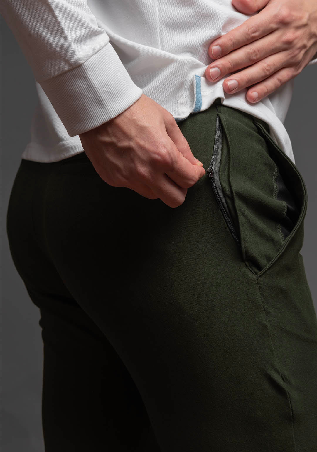 Everywear Pants in Rifle Green